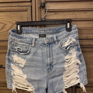 American Eagle High Waisted Mom Jean Light Denim Short Shorts